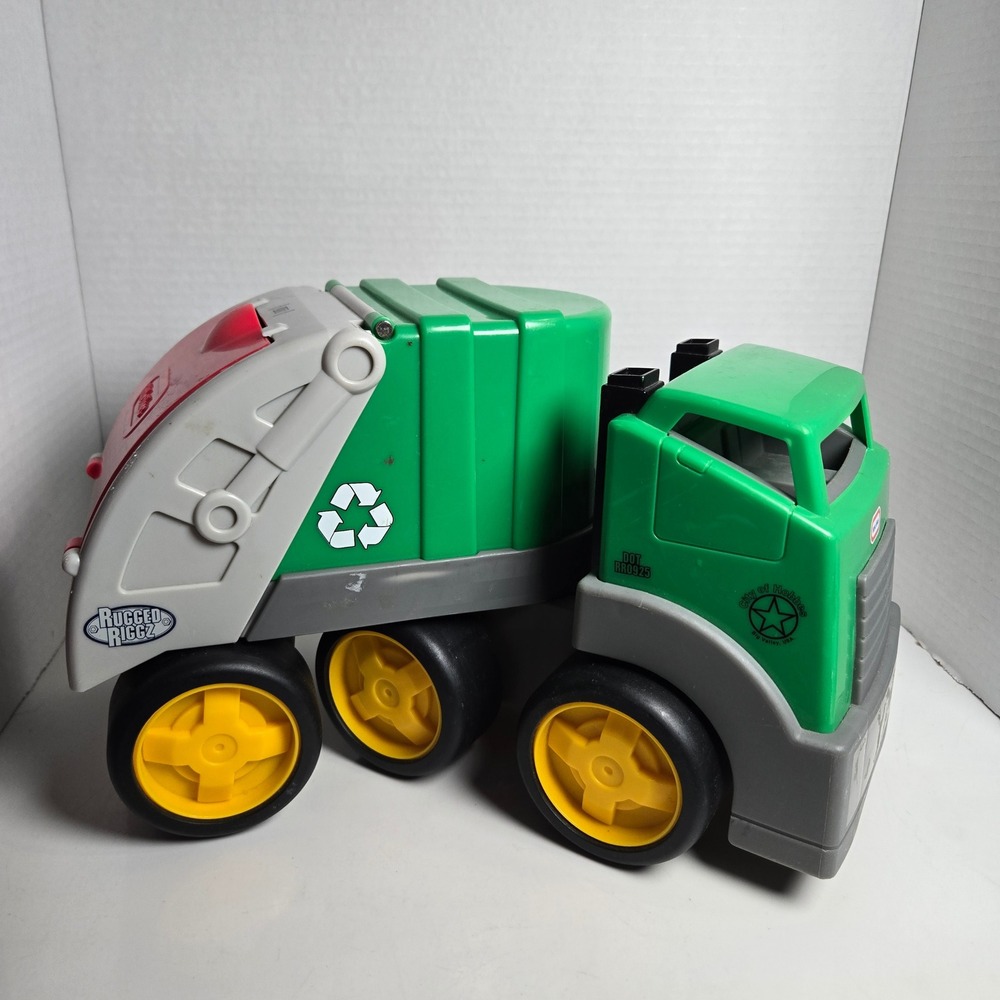 Little Tikes Rugged Riggz Green Recycling Garbage Truck 2004 Vehicle Plastic